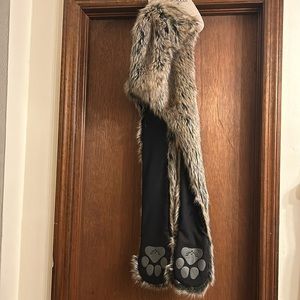 EUC Spirithood wolf